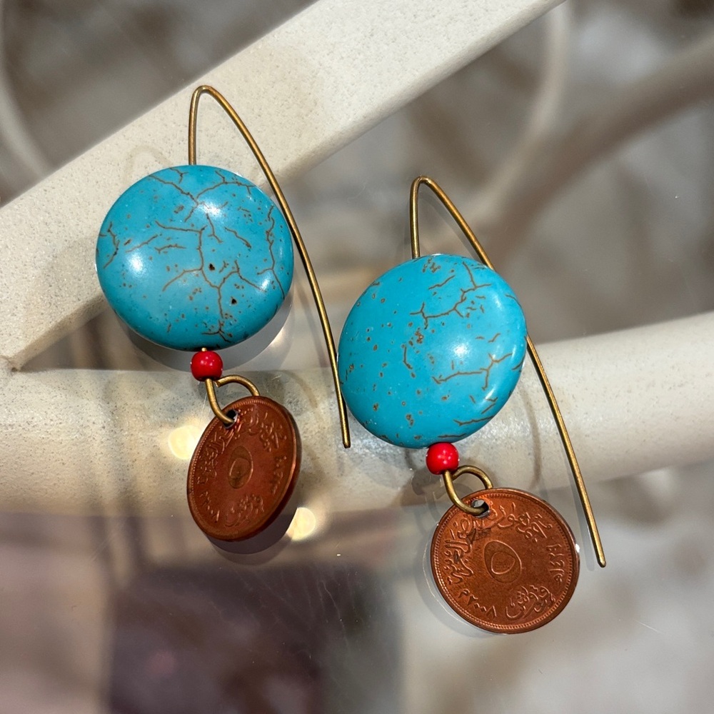 Turquoise And Copper Dangle Earrings - image 1